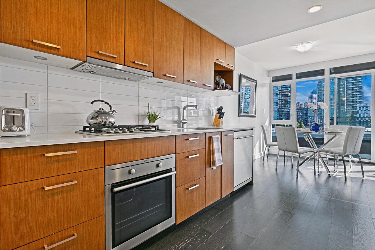 Apartamento Stunning 1 Bed In Yaletown Panoramic Views *